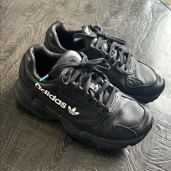 adidas Shoes - Adidas Torsion Black Sneakers